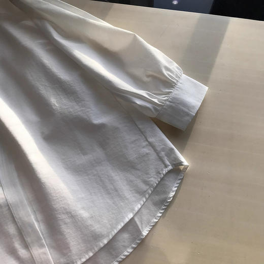 【换季清仓 无退换】这面料太有质感了~精致简约复古小圆领7分袖纯色通勤休闲衬衫上衣 商品图1