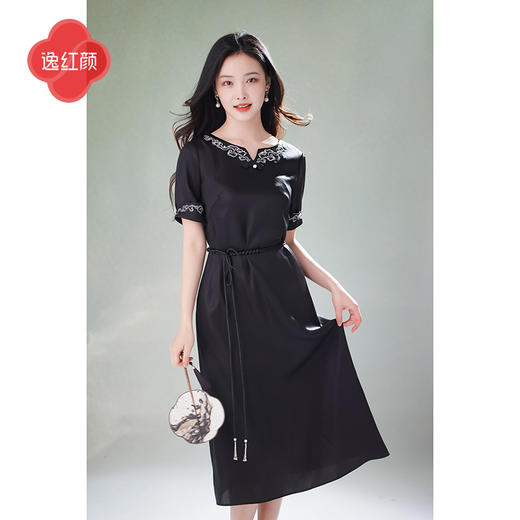 逸红颜墨琳2025夏新款25姆弹力真丝香云纱刺绣钉珠新中式连衣裙女 商品图1