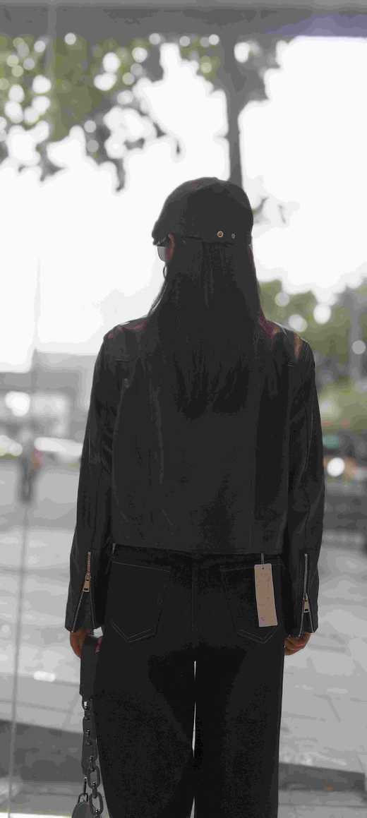 582595羊皮立领拉链夹克 商品图8