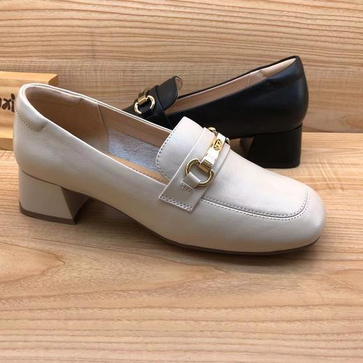 豪行春季新款时尚休闲真皮粗跟浅口乐福鞋女单鞋24130102 商品图4