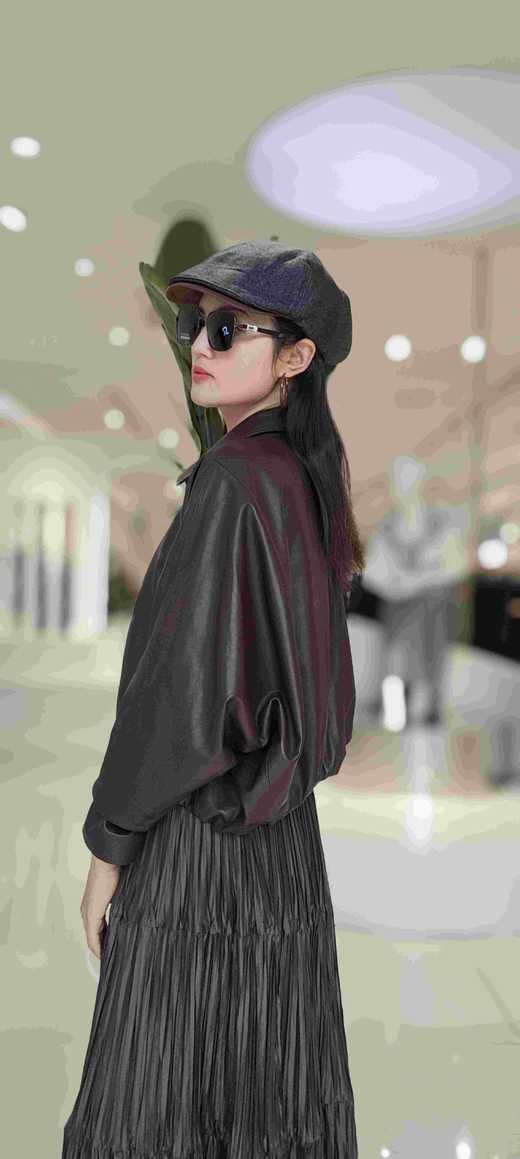 587008蝙蝠袖绵羊皮外套 商品图4