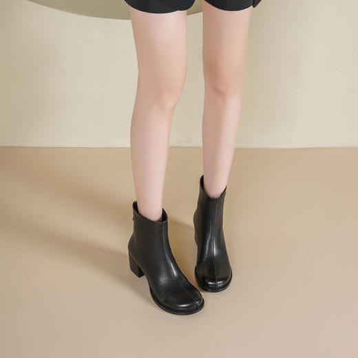 Westory2025年冬季中跟芒果头复古羊皮脏脏靴金典百搭短靴W25DS85461 商品图6