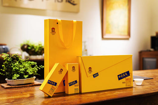 0593【国企严选，山海食材】富春农垦全家福安金奖1915坦洋工夫105g(15泡*7g） 商品图0