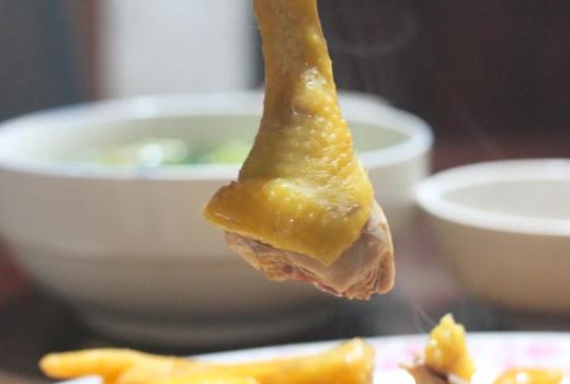 【临安野山牧鸡】“一瓢清水一撮盐”就好吃的鸡。6月龄以上，每只重量2.3斤左右，保留心、肝、肺、胗和2块鸡油 商品图0