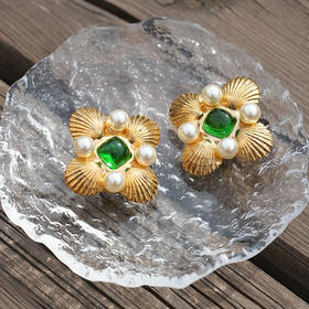 北京仓｜Gripoix Paris-Byzantine Shell-绿色 拜占庭印章 琉璃 耳夹（无需耳洞）［法国设计师］