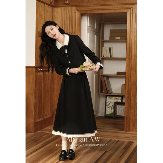 【6折秒杀】鹿向南「蔷薇少女」气质学院风时尚女秋季新款短外套L50029 商品图1