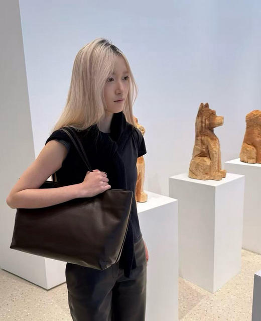 928-5渠道货 原材免带 肯豆同款 TR黑色小羊皮 hobo 单肩包手提包 商品图1