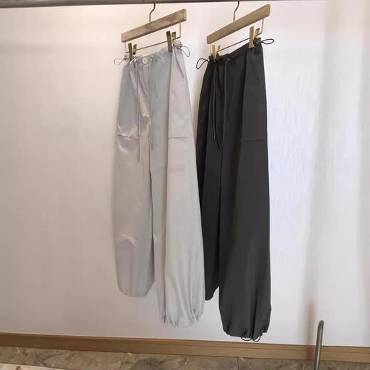 【断码清仓 无退换】喜欢的飙泪啊啊啊！！日单工厂，户外运动感抽绳工装宽松休闲裤女 商品图3