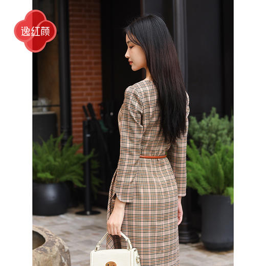 逸红颜熙悦2025秋新款法式浪漫格子方领收腰显瘦复古伞裙连衣裙女 商品图3