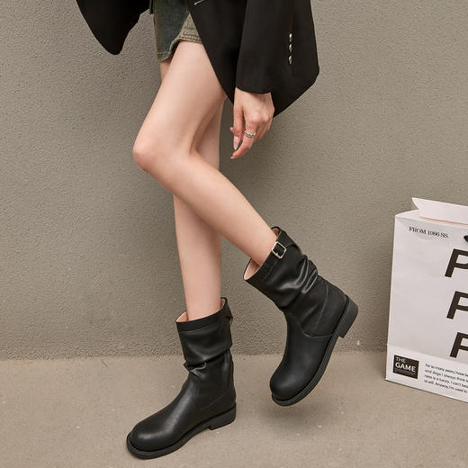 西遇复古中筒骑士靴女新款秋季英伦风圆头褶皱堆堆靴黑色短靴D0047434 商品图2