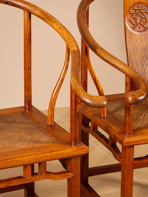 二十世纪	黄花梨螭龙捧寿圈椅（一对） 商品图3