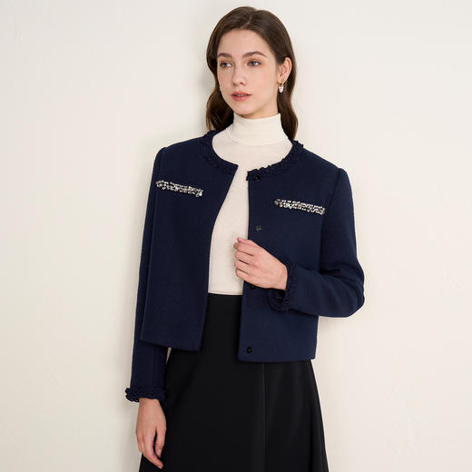 EITIE爱特爱优雅通勤小香风气质圆领深蓝色短外套2025秋冬新款D2503901 商品图2