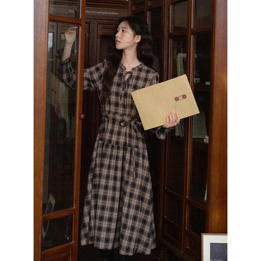 鹿向南「花间格调」气质深棕色短款外套女秋季高级感洋气开衫上衣 商品图0