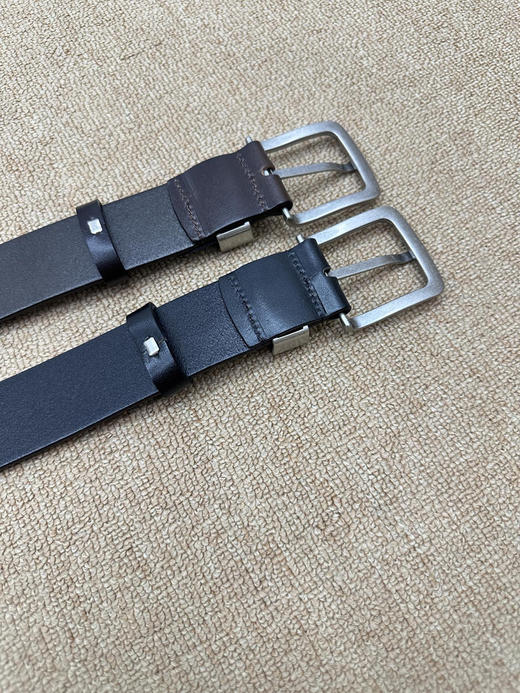 原单正品 EMPORIO ARMANI/阿玛尼男牛皮革复古老钱风商务针扣腰带皮带，全新原厂订单！非质量问题不退换！
颜色：棕色 黑色
尺码：96～122 商品图5