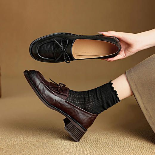 【预售5天】秋季新款羊皮英伦风小皮鞋圆头粗跟单鞋蝴蝶结乐福鞋女NJMK&K1722 商品图2