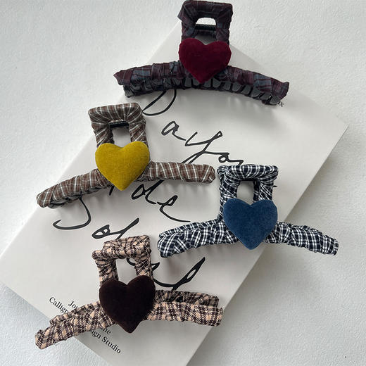 复古丝绒爱心抓夹-纪念日百货门店同款166745184 商品图0