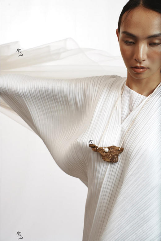 不规则沉香项链 商品图1