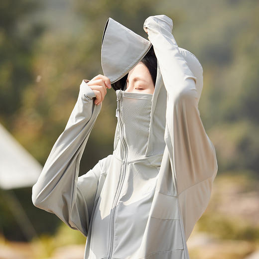 情侣款【轻梵 UPF50防晒衣】持久防晒不闷热 可拆卸黑金大帽檐 隐形发洞、两侧口袋设计 自带凉感 扩散体热 商品图8