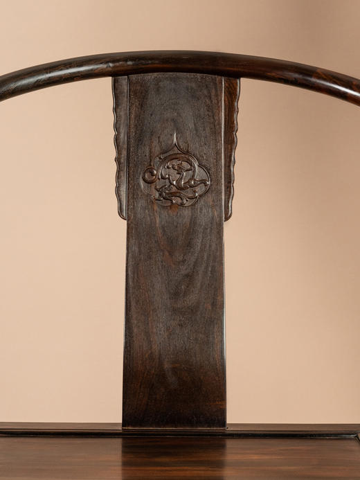 二十世纪	紫檀螭龙纹圈椅成套（两椅一几） 商品图3