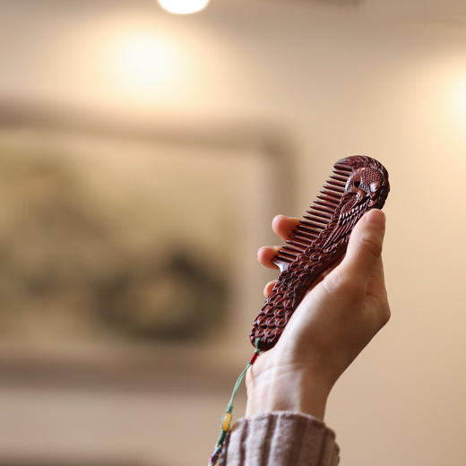 【青山特惠】小叶紫檀【孔雀】木梳.发梳.礼盒装 s36 商品图6