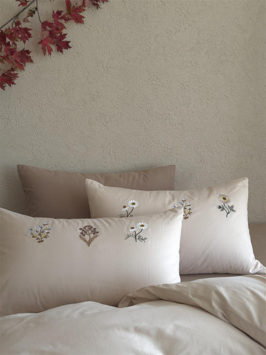 2025秋新款！秋冬小清新纯棉磨毛婴儿棉四件套全棉花卉刺绣加厚被套床上用品 商品图5