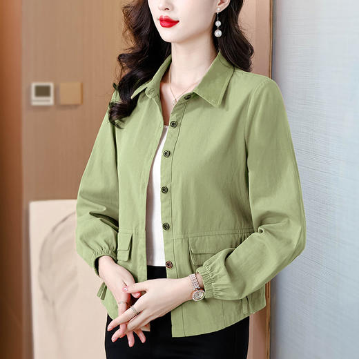 妈妈薄款外套女士春秋2025新款短款洋气百搭中年休闲大码衬衫外套 商品图2