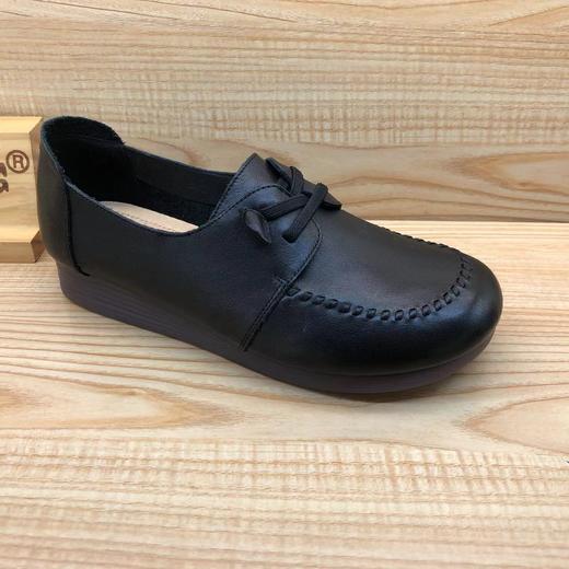 豪行2023年秋季新品时尚休闲真皮软底舒适女单鞋23343158 商品图0