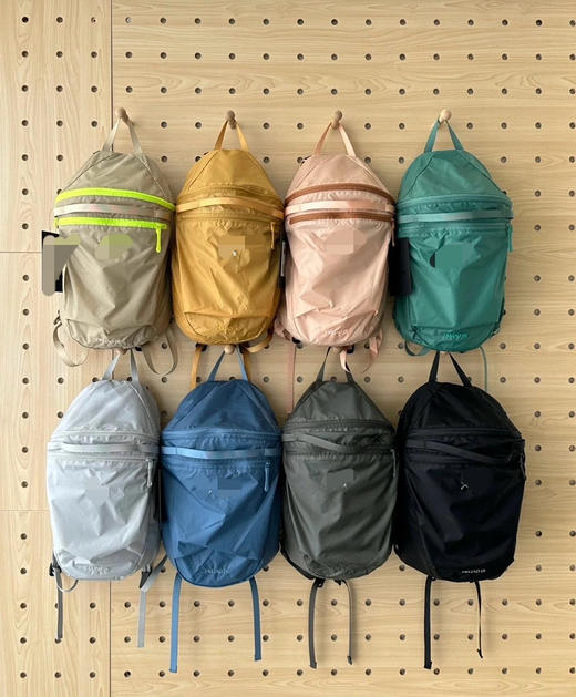 928-3 极限特惠 远古鸟 heliad 15L 双肩包 运动旅行 轻薄结实耐造能装 商品图0