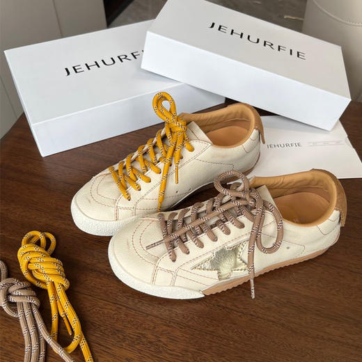 纪华菲·复古星星擦色做旧小脏鞋，不用打理的小白鞋，越脏越时髦，里外都是牛皮，巨舒服～（预售7-10天发） 商品图4