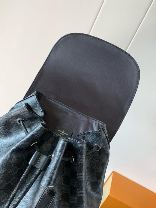 夏季特惠💰1200 原单LV 变码芯片 M41379黑格 双肩登山包 多功能Christopher 双肩包 商品图6