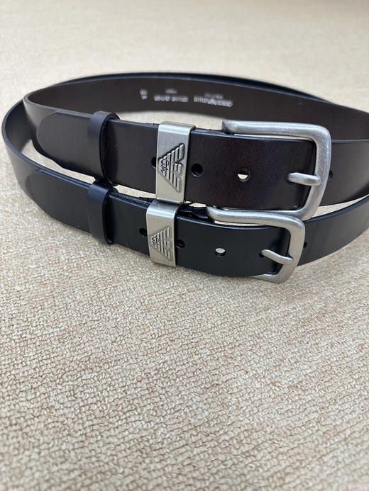 原单正品 EMPORIO ARMANI/阿玛尼男牛皮革复古老钱风商务针扣腰带皮带，全新原厂订单！非质量问题不退换！
颜色：棕色 黑色
尺码：96～122 商品图3