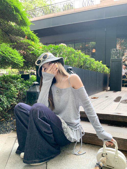 <曾小咸推荐>现货秒杀！微信超特价！韩系慵懒风斜肩蕾丝拼接长袖T恤 日常129.99 立减70 秒杀59.99！ 商品图6