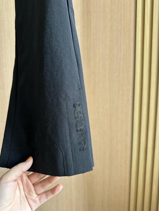 点此购买 迪桑特春秋季女款高尔夫梭织微喇长裤 37 331537 商品图10
