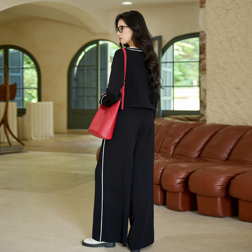 奢姿大码女装2025秋季字母绣花减龄两件套胖妹妹V领时尚针织套装9653991020AB 商品图3