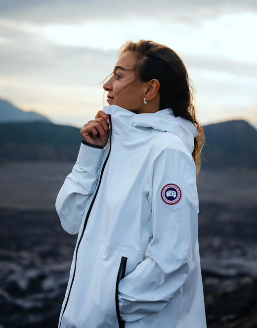 加拿大鹅Kenora女士户外防雨冲锋衣外套092907 商品图13