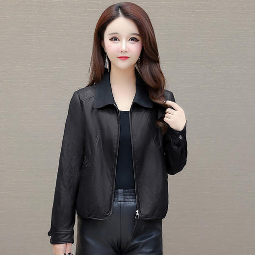 QYMLRX-SD58827-Y 时尚皮衣外套女秋季新款洋气显瘦百搭皮夹克拼接短款上衣 商品图1