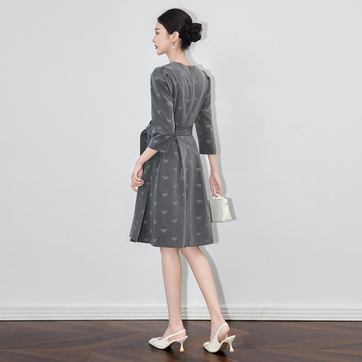 「高货wl」全新升级【铂金会员330/天猫439/差价109】(52724)洛诗琳法式复古蝴蝶提花连衣裙2025秋季系带收腰大摆A字裙 商品图1