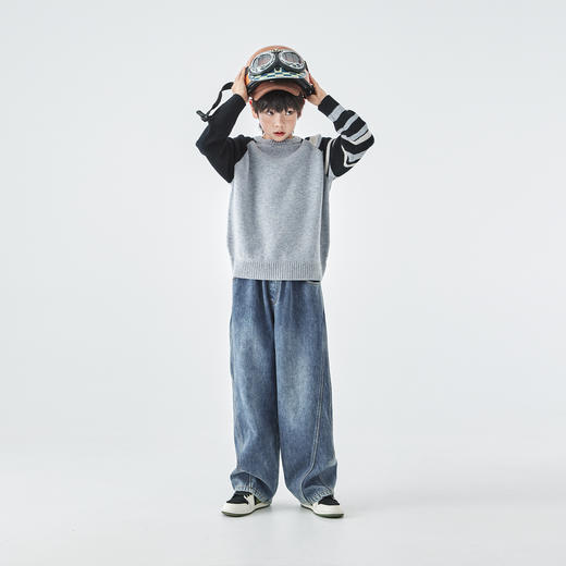 蓝汽水2025年冬季新款亲子中大童不对称条纹毛衣简约纯羊毛针织衫 商品图3