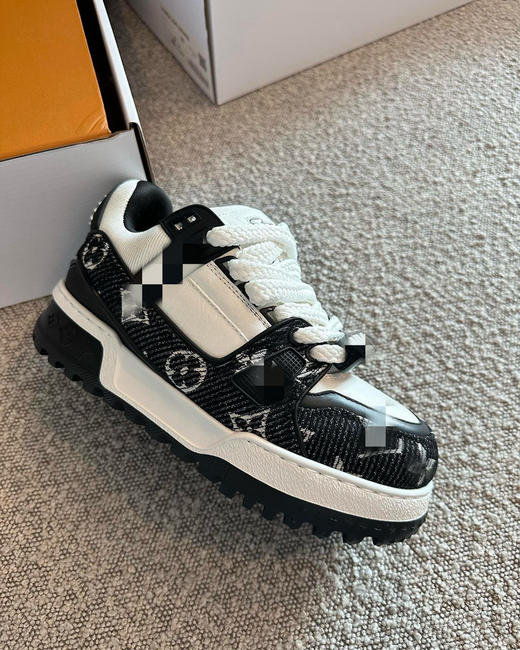 929-4 免带 马户情侣款 小胖丁 不退货 只换码 脚背特高不建议嗷 商品图2