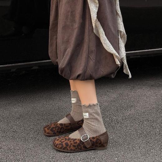 秋冬氛围感 气质天花板【梦惠妮 玛丽珍复古单鞋】一眼心动 轻奢极简 秋冬复古 柔软鞋底 舒适贴合不磨脚 脚感软糯  反绒皮单鞋 勃肯单鞋  #M663 商品图4