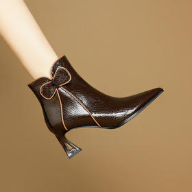 【预售5天】经典牛皮短靴，时尚蝴蝶结尖头洋气棕色皮靴DB&M6605