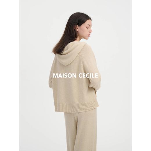 MAISON CECILE 经典三 色/两个版本软糯随性温暖百搭羊绒带帽套装 商品图3