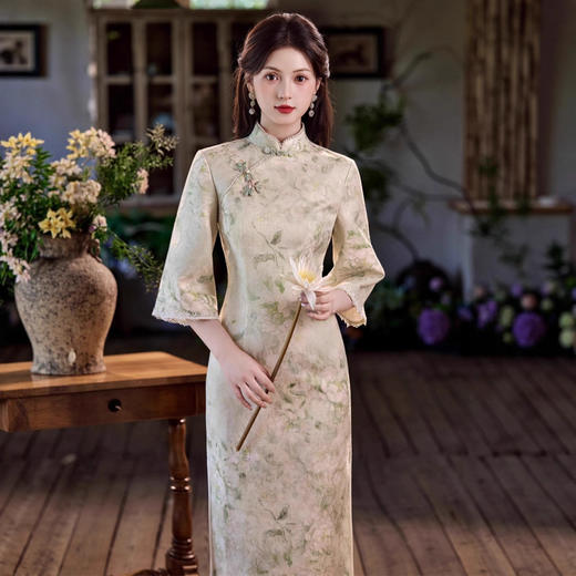 鎏金银珠缎倒大袖中长款旗袍，浅绿色国风新中式长旗袍SJT-861 商品图2