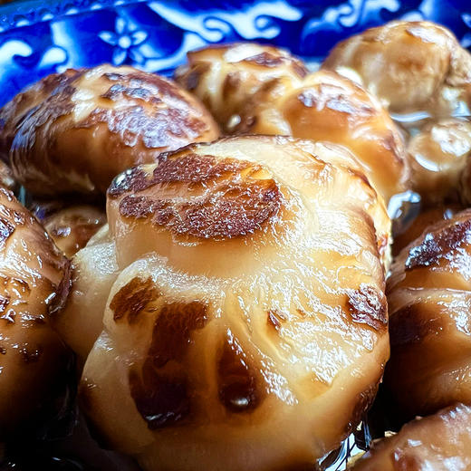 『神农架房县小花菇』龟裂纹深，肉厚细嫩，鲜美爽口，菇香浓郁 商品图1