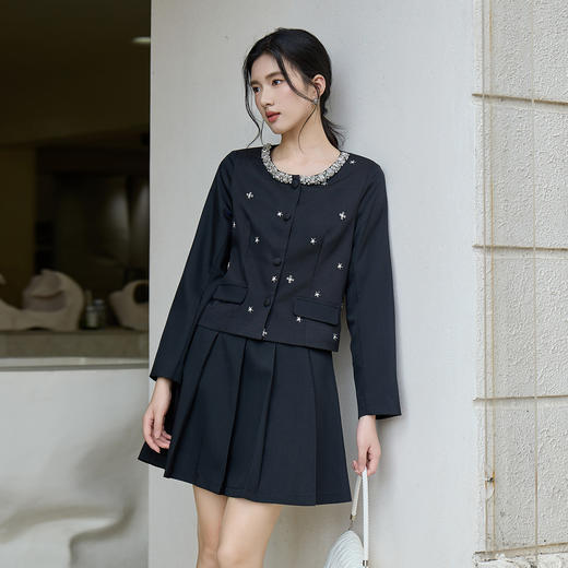 奢姿大码女装2025秋季减龄钉珠时尚两件套胖妹妹半松紧百褶套装9953953621AB 商品图0