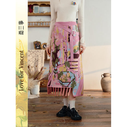 两三事 南法遐想 2025冬季新款民族风流苏下摆系带花色针织半身裙 商品图0