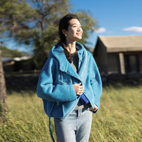 绽放646朵/绵羊毛设计感连身袖带帽短款毛呢外套新款呢大衣女秋冬