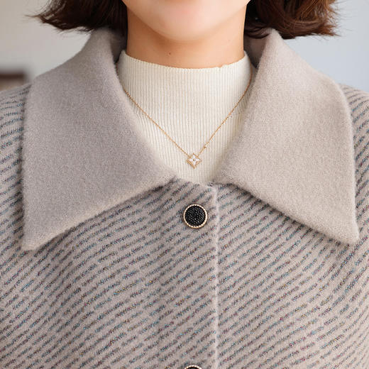 2025年新款中老年洋气仿双面呢开衫夹克秋冬妈妈装女上衣针织外套 商品图2