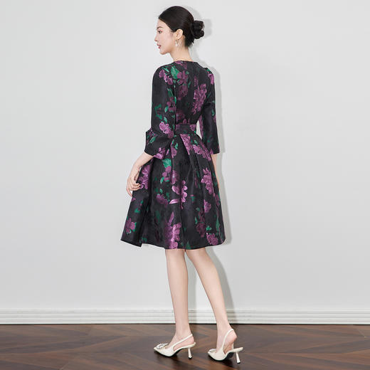 「高货wl」全新升级【铂金会员339/天猫459/差价120】(95941)洛诗琳轻奢重工提花连衣裙2025秋季优雅收腰系带大摆A字裙 商品图1