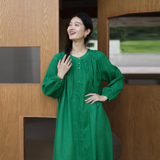 绽放697朵/纯亚麻慵懒感复古领口打揽灯笼宽松开门襟长袖连衣裙女 商品图2